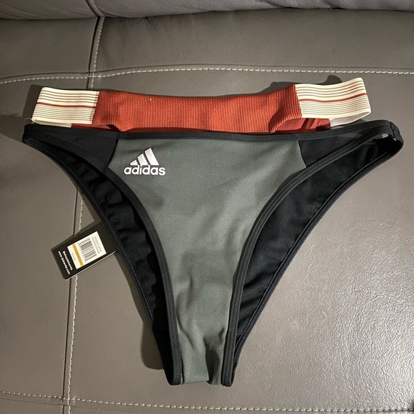 Adidas - Women’s swimwear bikini bottom-L - Picture 7 of 7